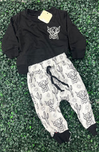 Black and White Highland Jogger Set