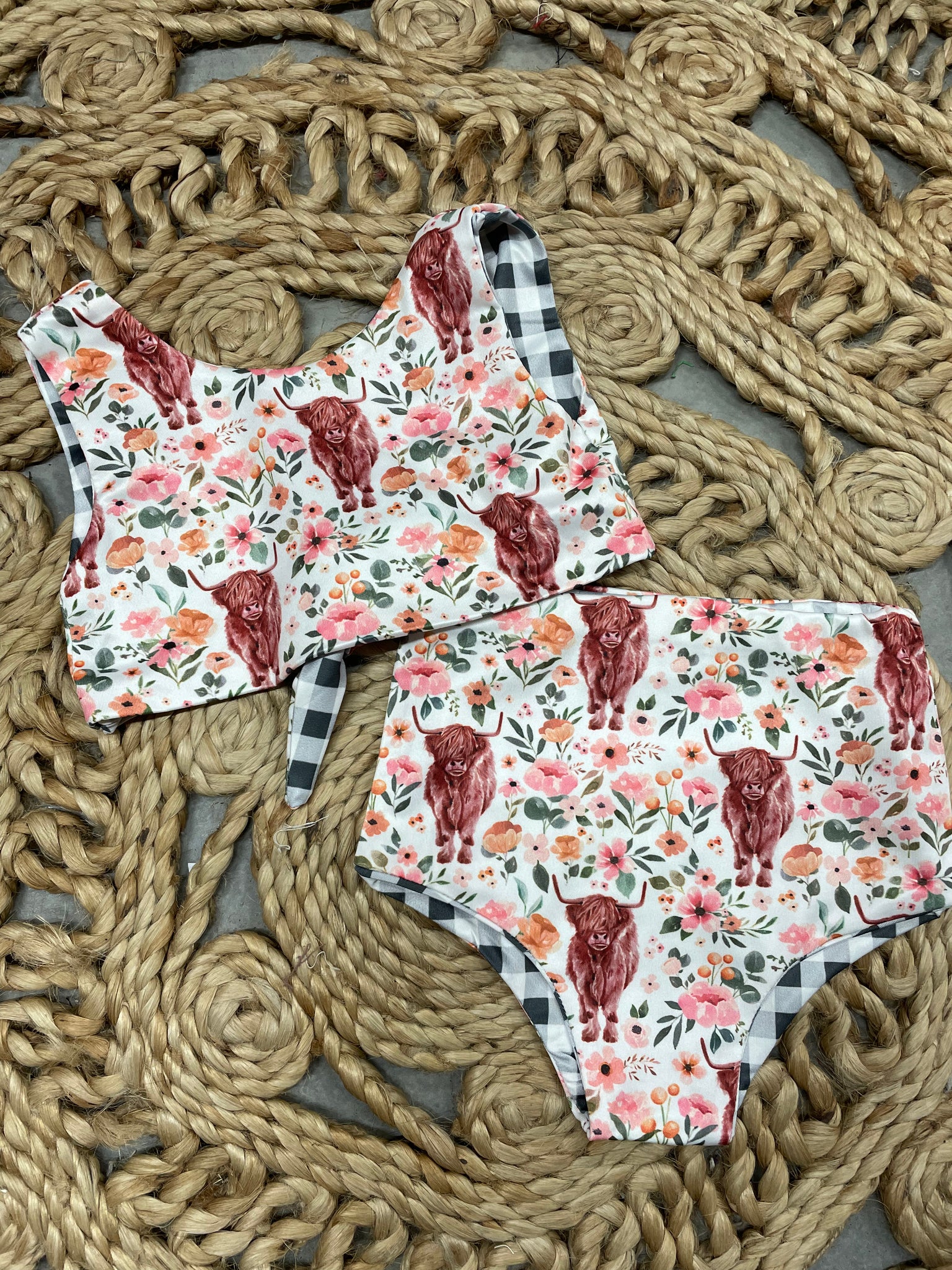 Reversible Highland Cow Swim