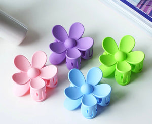 Flower Claw Clips